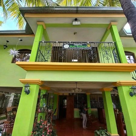 Hostal San Antonio เลออน ภายนอก รูปภาพ