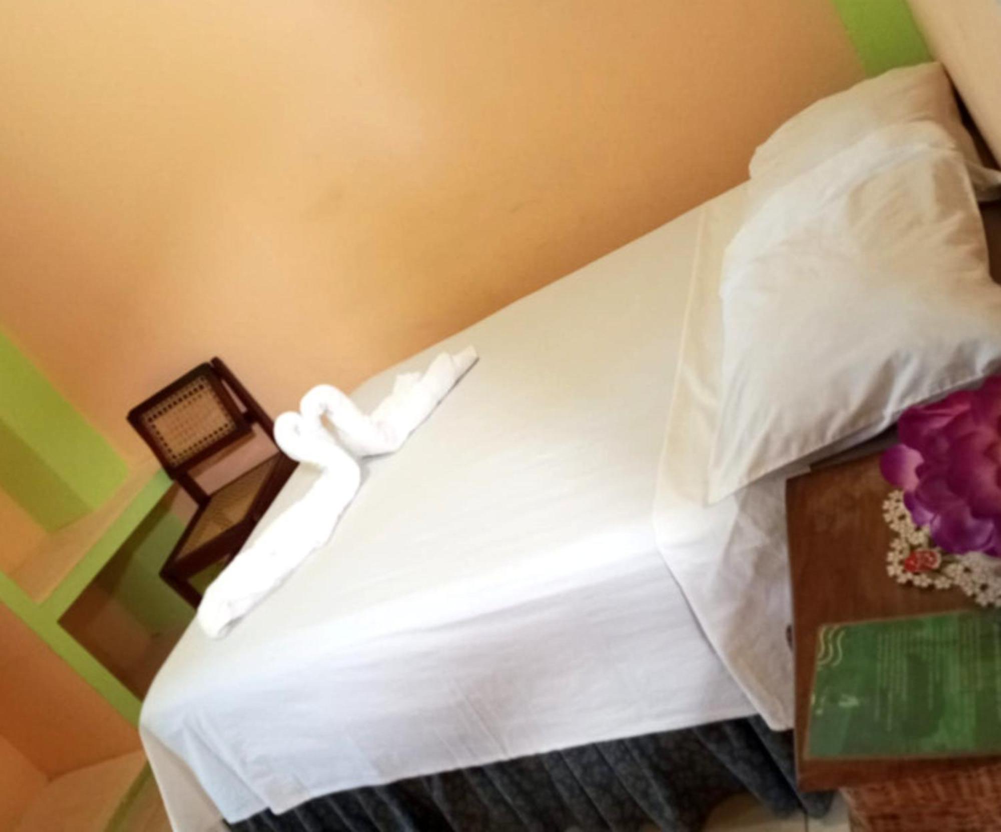 Hostal San Antonio เลออน ภายนอก รูปภาพ