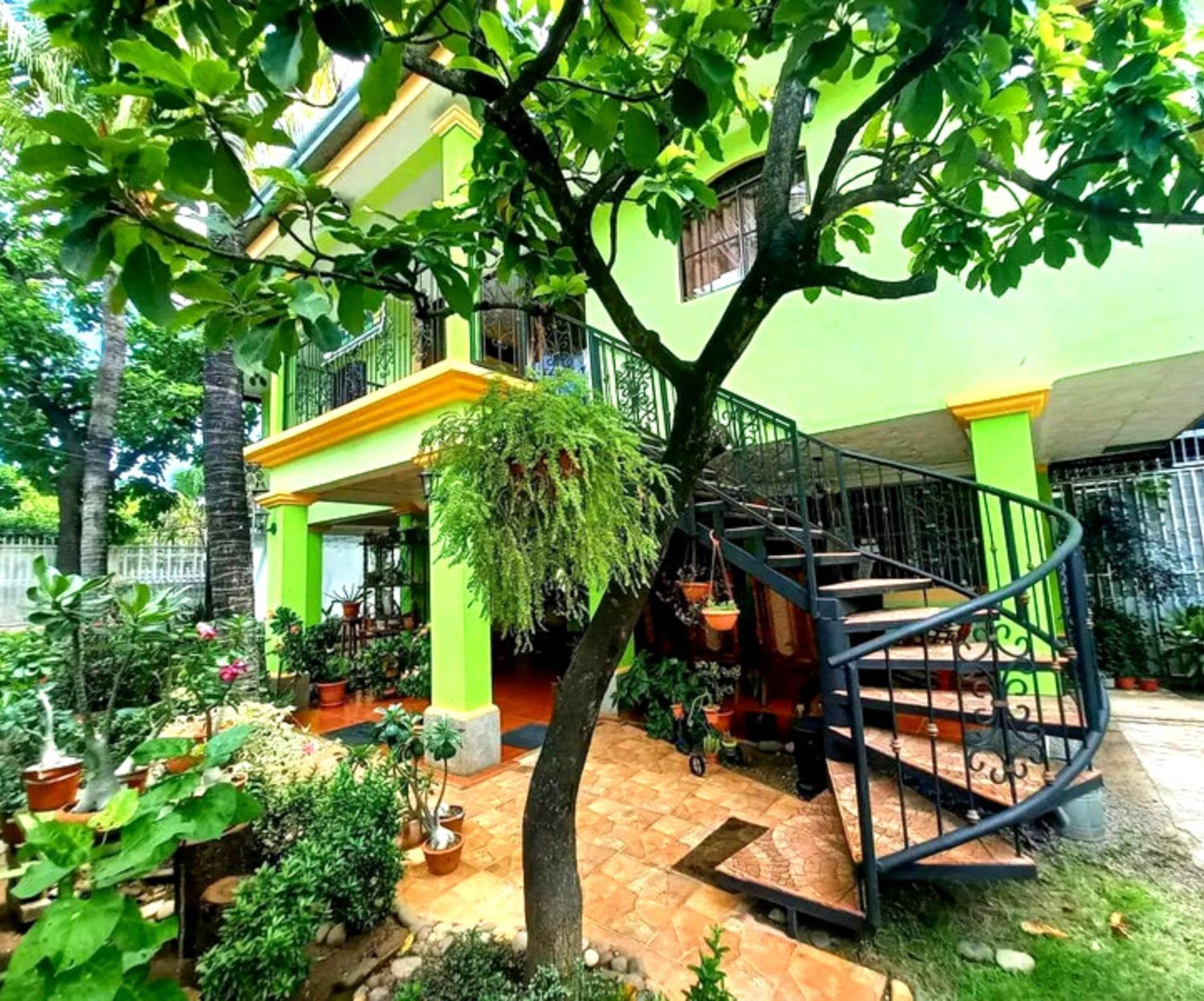 Hostal San Antonio เลออน ภายนอก รูปภาพ