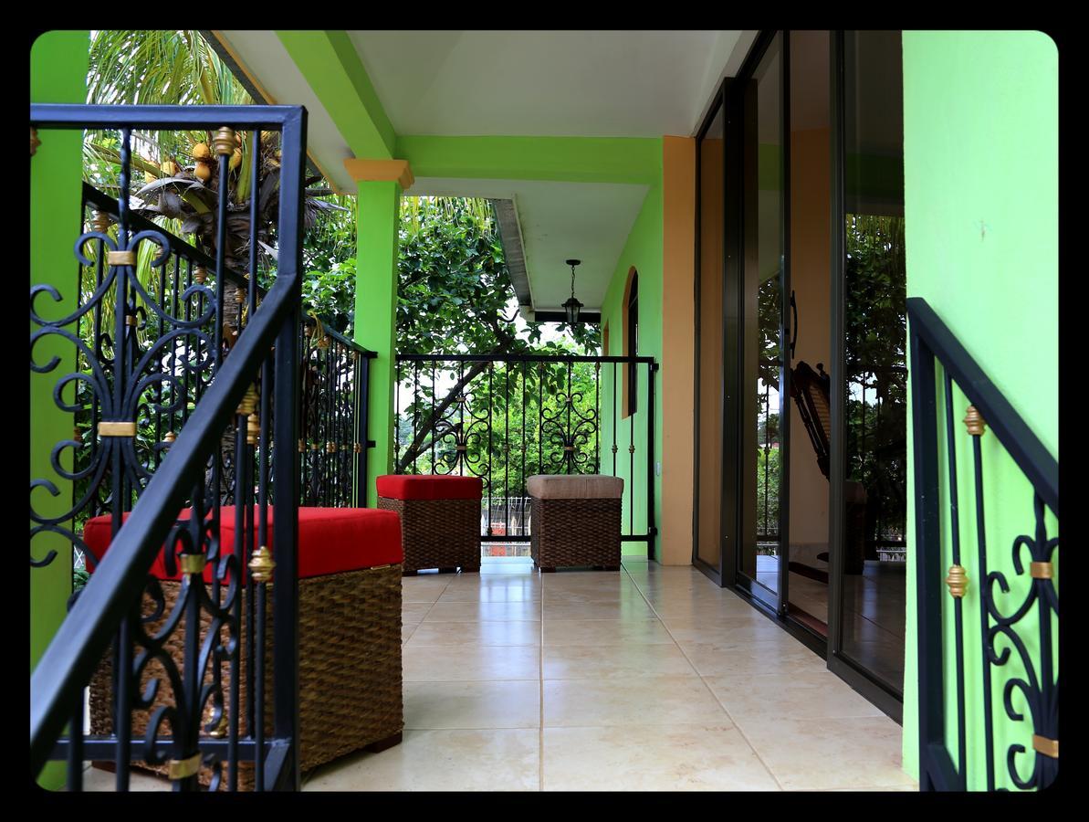 Hostal San Antonio เลออน ภายนอก รูปภาพ