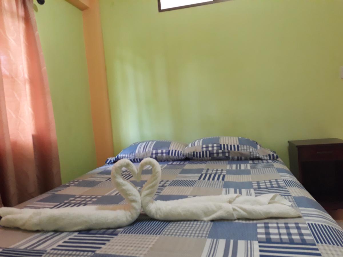 Hostal San Antonio เลออน ภายนอก รูปภาพ